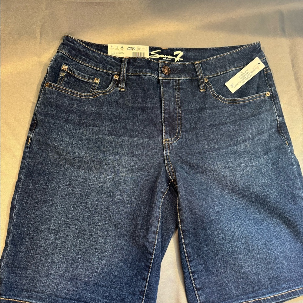 Seven7 Relaxed Bermuda Denim Shorts size 8 NWT